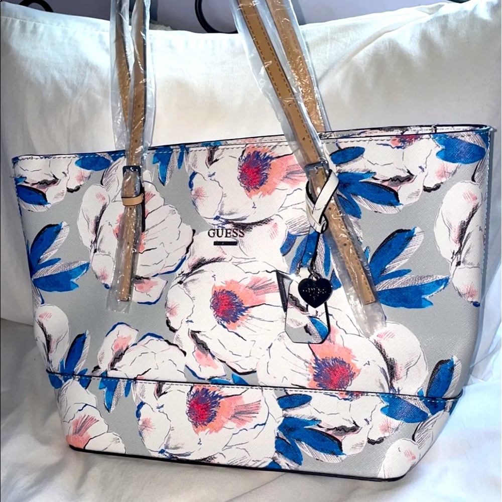 Guess purse